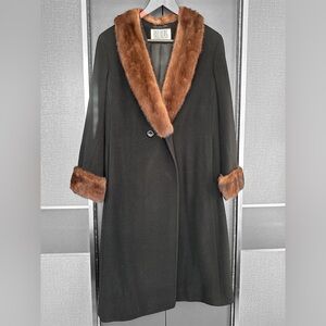 BILL BLASS Signature wool and fur coat size 14 or 16